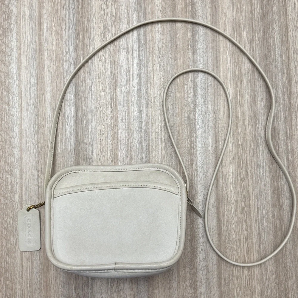 Coach Vintage 90’s Mini Hadley Bag in White Leather #0026-304 Shoulder/Crossbody - Picture 2 of 16
